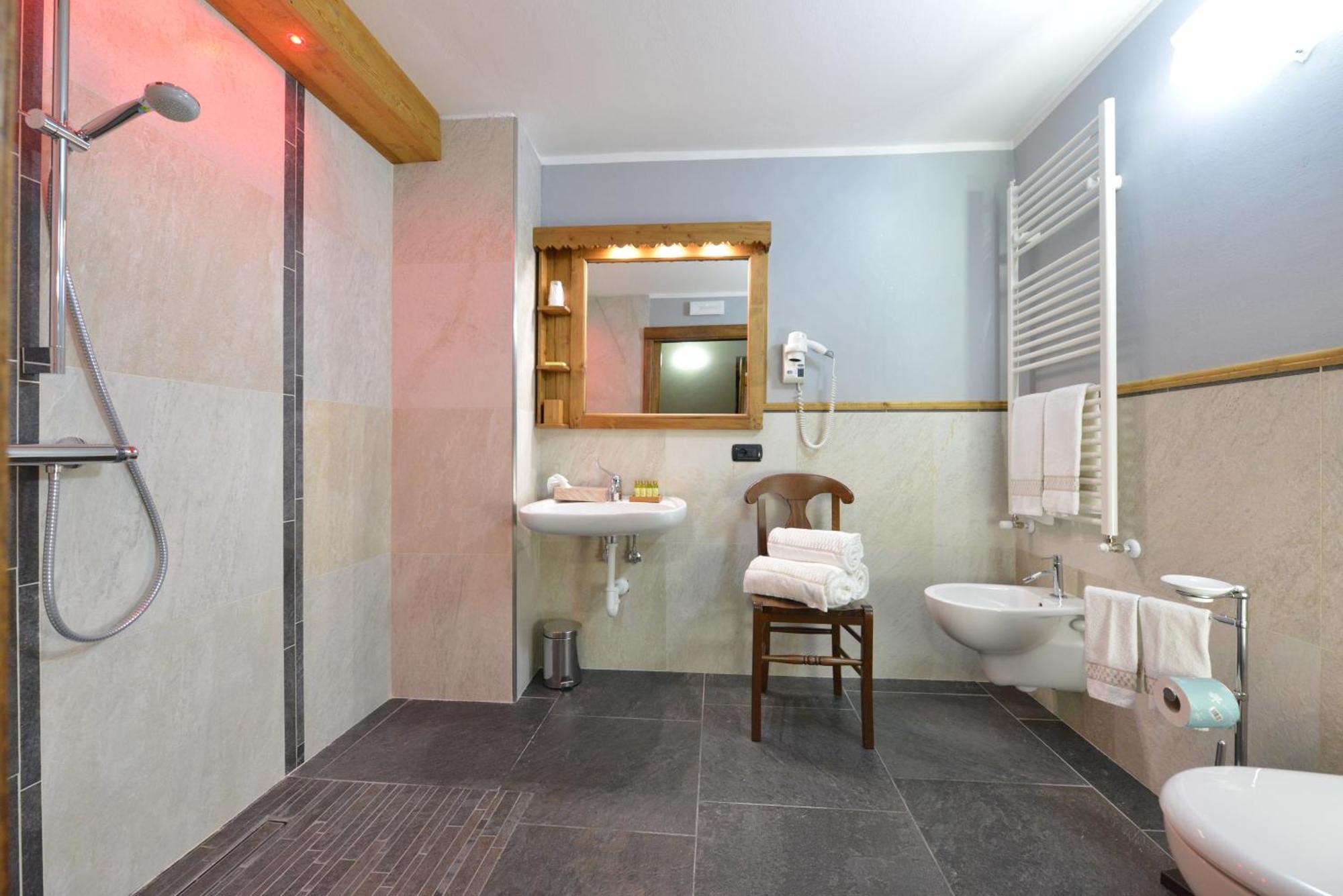 Mollino Rooms Breuil-Cervinia Exterior foto